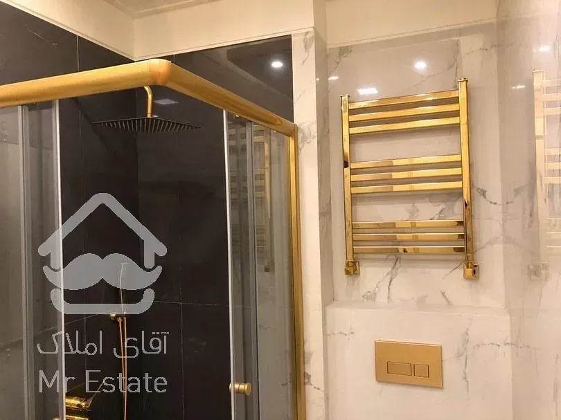 ۱۴۰متری آجودانیه طبقه چهارم آشپزخانه فول فرنیش