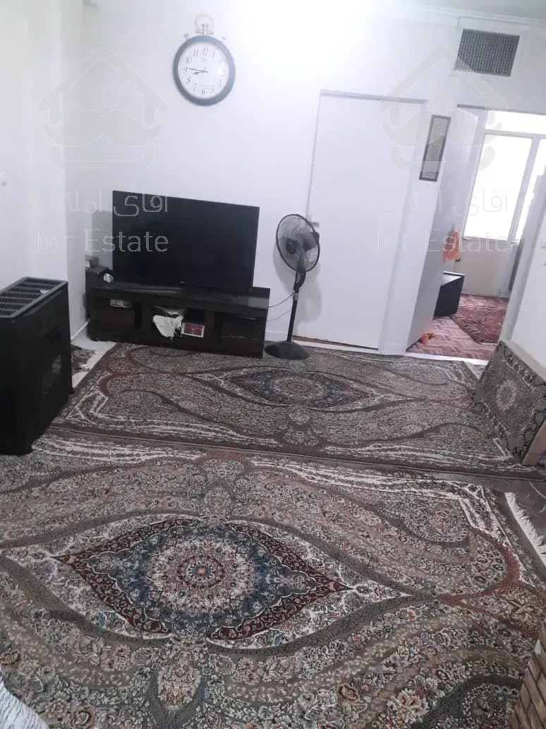 فروش ۵۰ متر ۱ خواب با حیاط اختصاصی