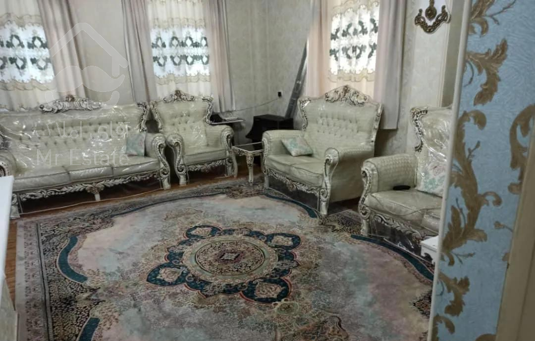 طرشت ۹۰متری دو نبش با ۴۰۰ متر زمین