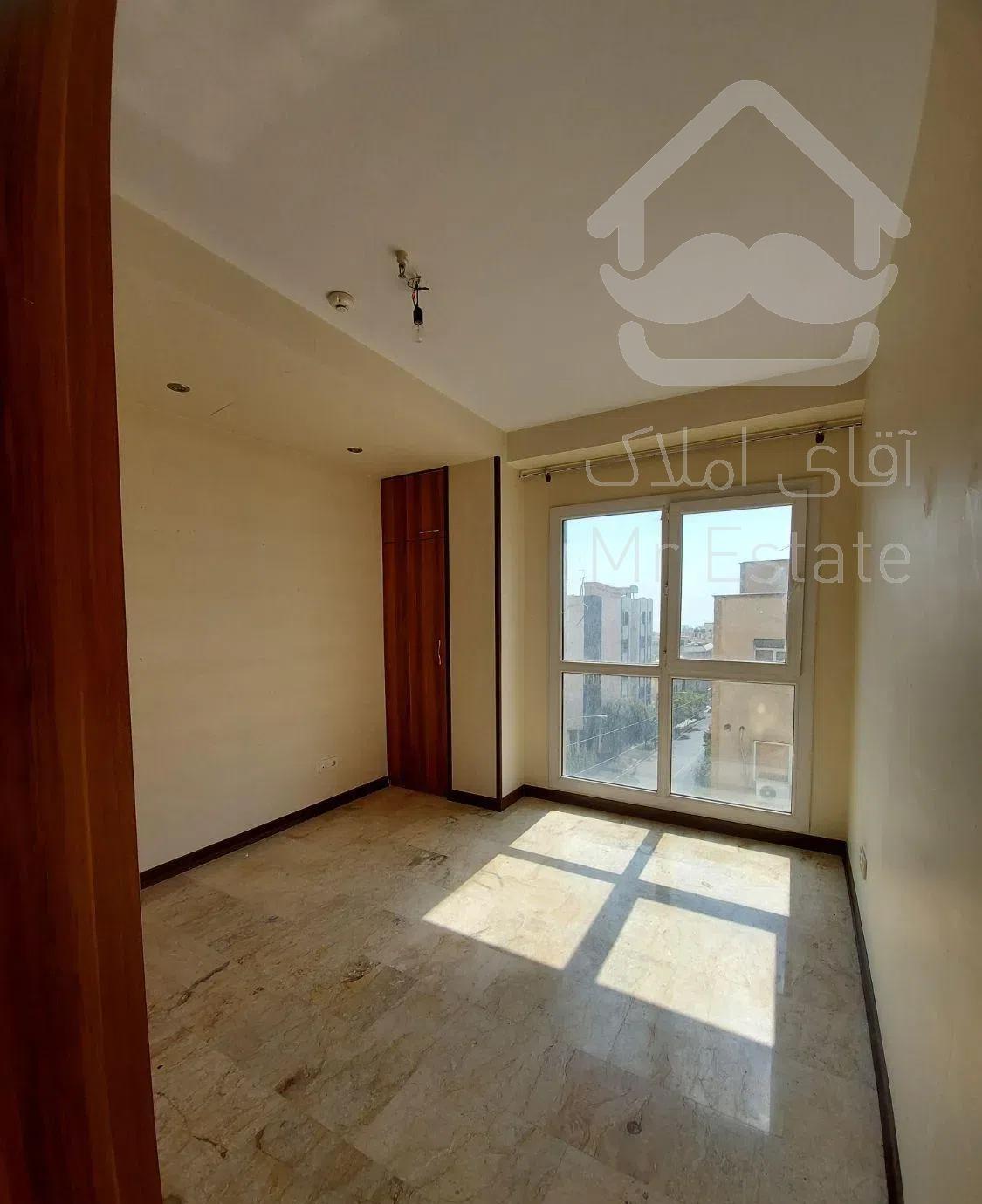 ۸۷متر / روبه آفتاب / ویو پارک / کمالی شرقی