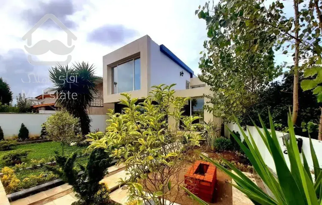 نما مدرن ۳۸۰متری مشرف به جنگل با مدارک حقوقی