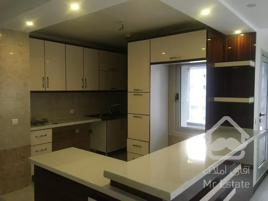 آپارتمان ۱۱۰ متری  ۳ خواب  بسیار  خوش نقشه برج های پامچال