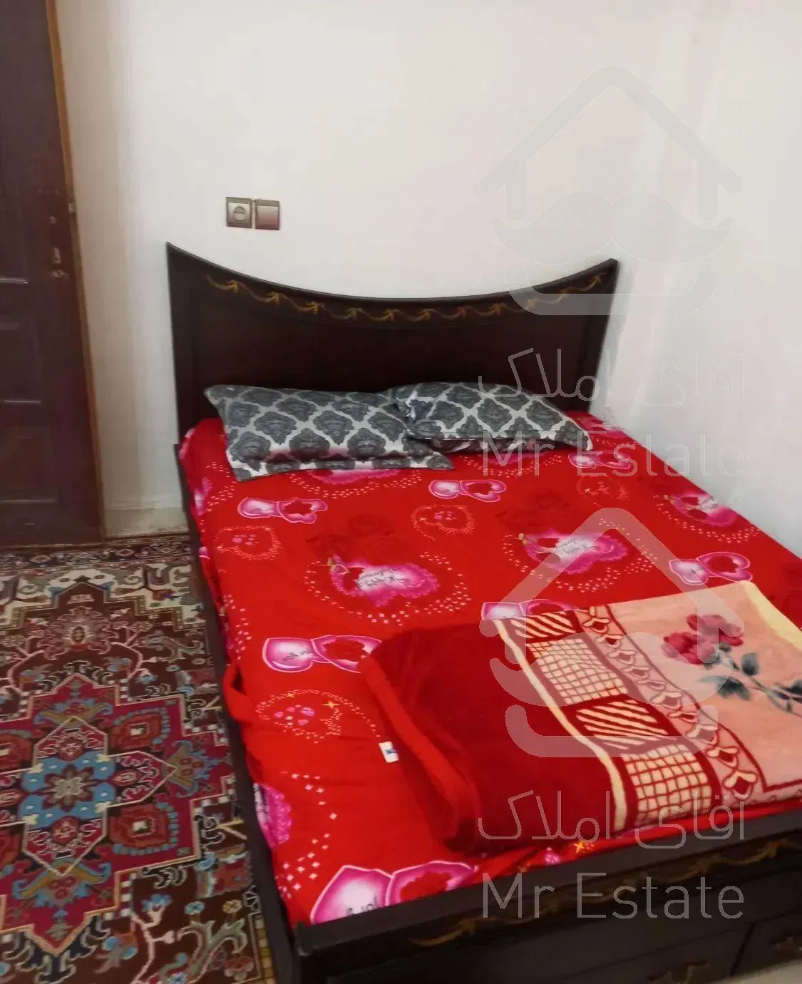 اجاره  حیاط دربست