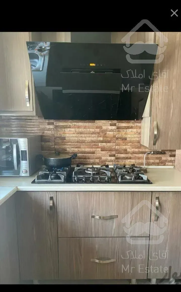 ۱۰۱ متردو خوابه بین خ محصل و عادلی ۶ساله فول