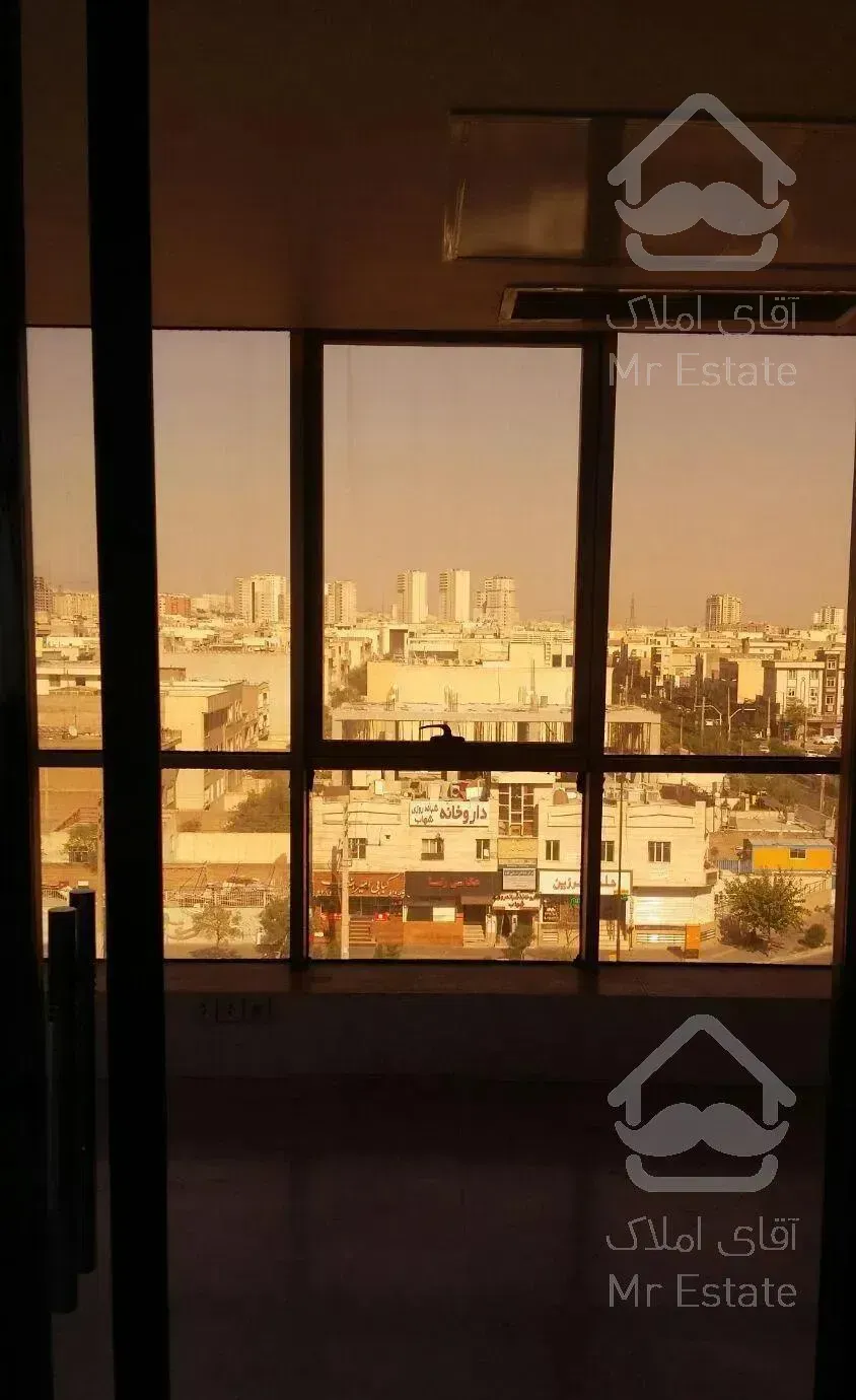 اجاره واحد سند اداری ۱۰۰ متری ۱ خواب در دریاچه