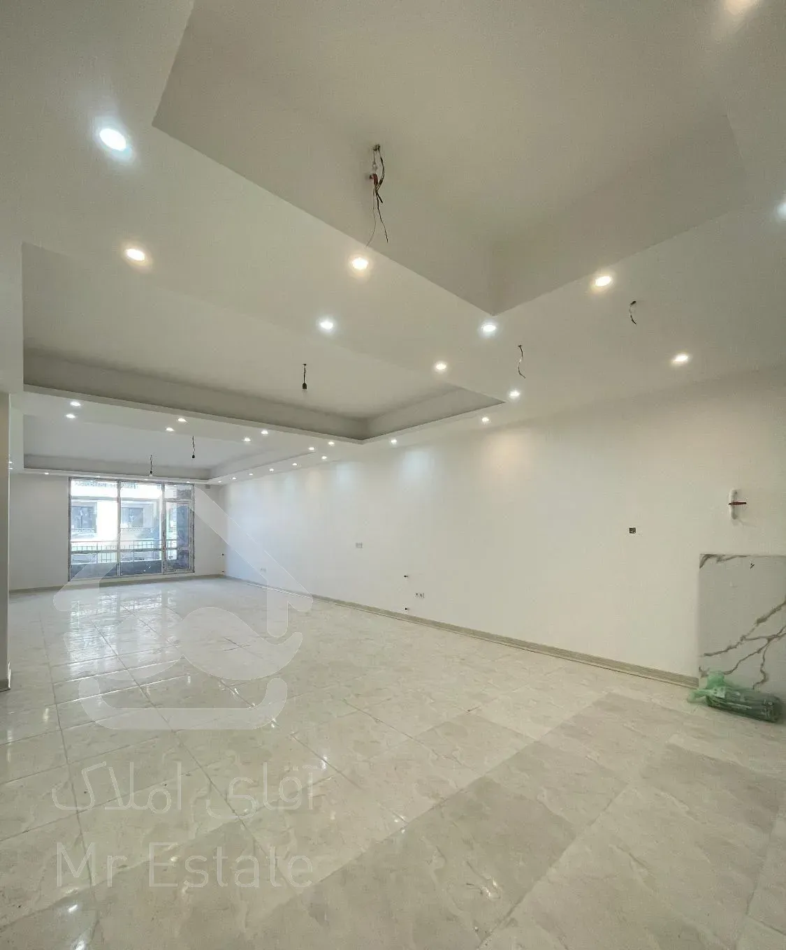 ۱۷۰متر * سندی ساز * روبه نما *پارکینگ مجزا * نوساز