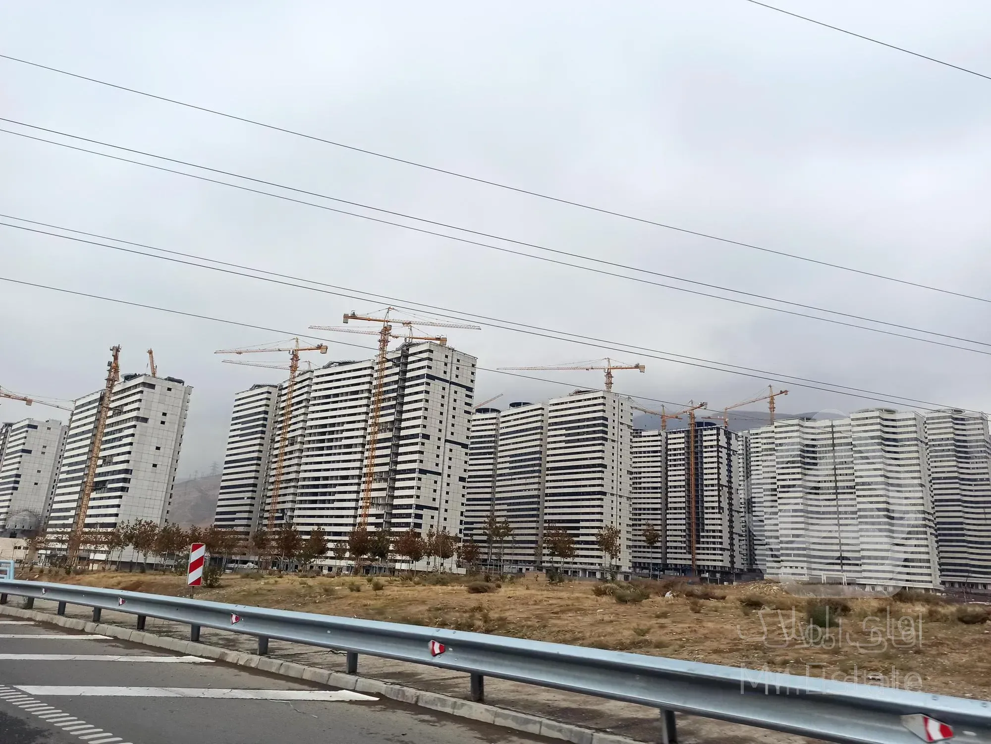 پیش فروش واحد مسکونی دربرج خرازی