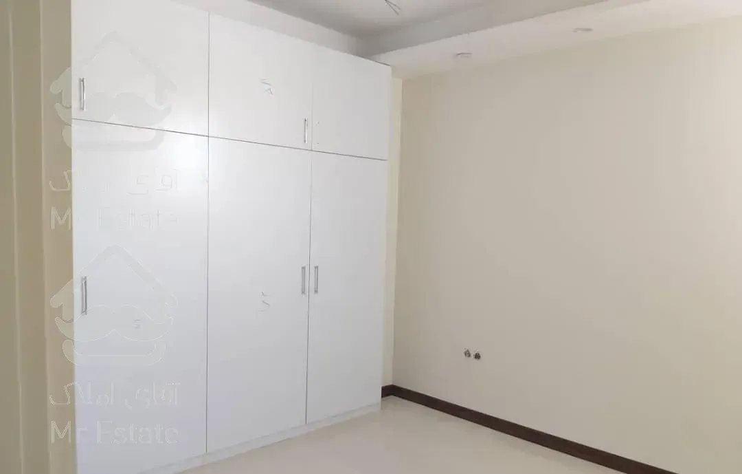 آپارتمان ۱۵۰ متر ۳ خواب کلید نخورده زیره