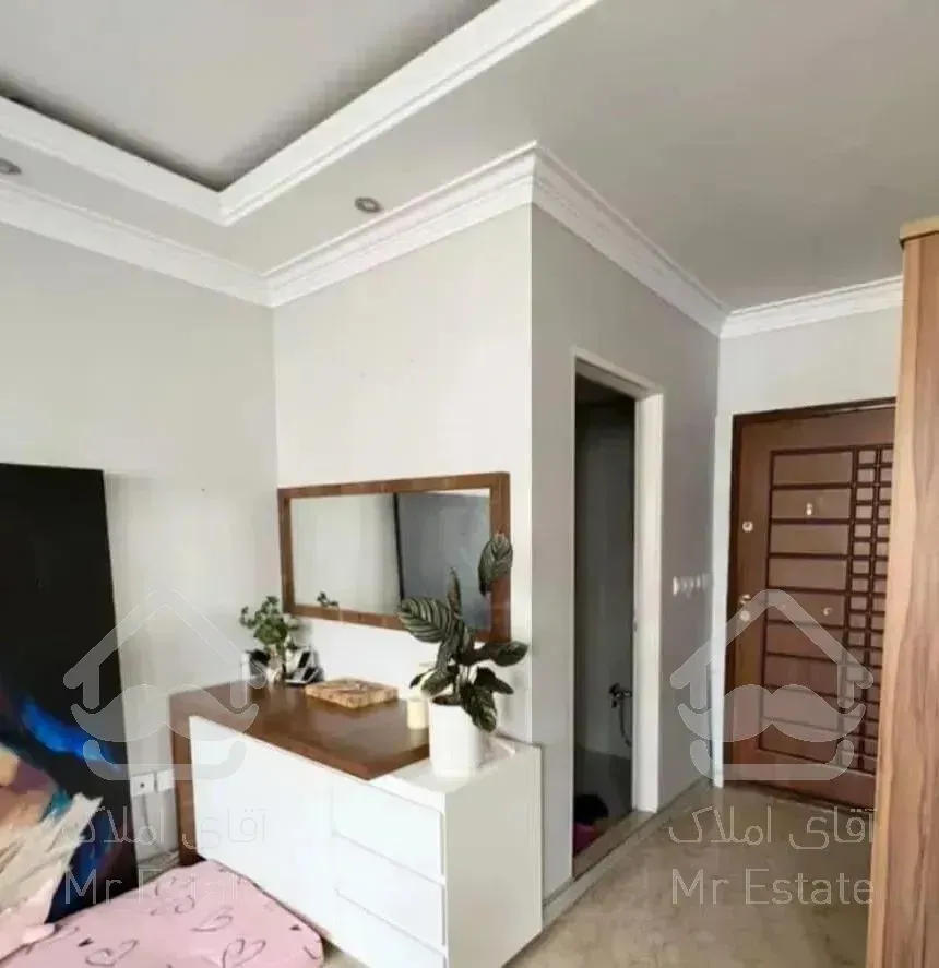 ۸۵متر//۲خواب//تراس بزرگ