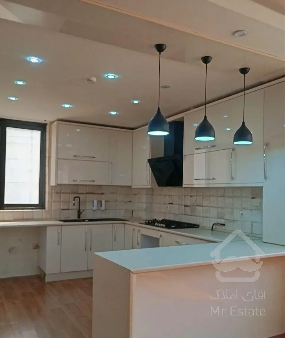 فروش واحد۱۰۳متری/کوهک/دریاچه چیتگر/برج زیتون