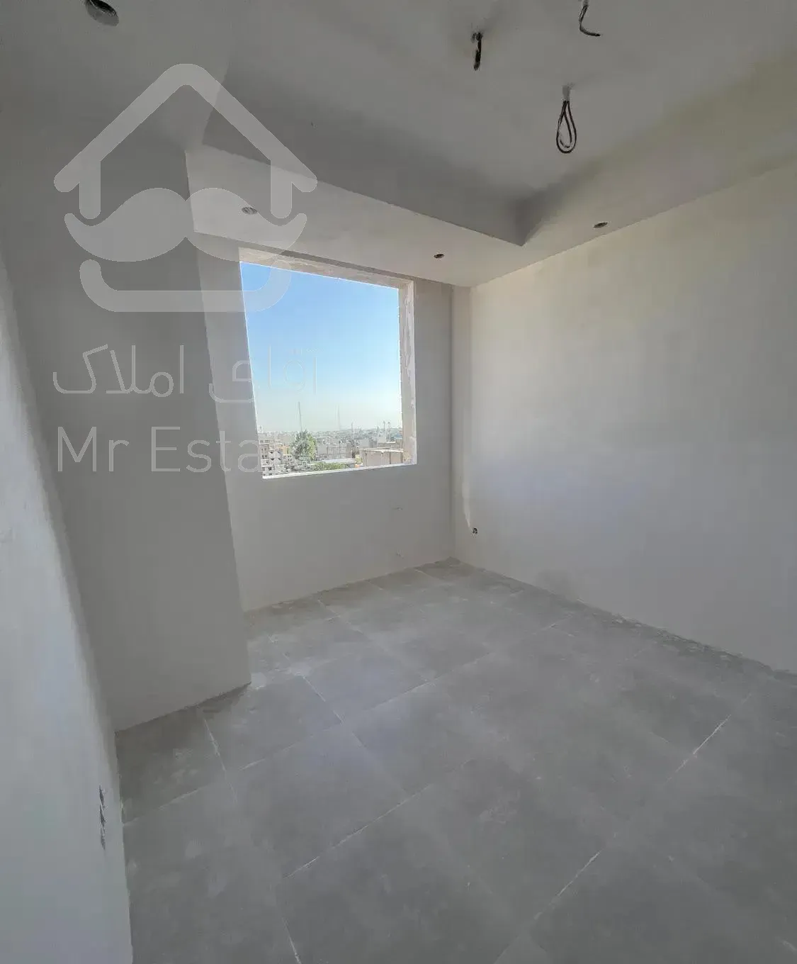 ۱۲۰ متر نوساز ۲خواب/ آسانسور و پارکینگ /نزدیک مترو