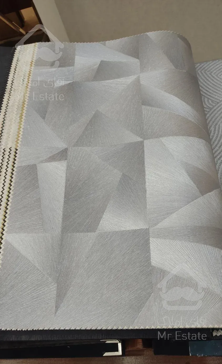 پخش کاغذدیواری و پوسـتر