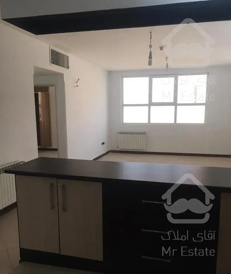 84 متر 2 خواب الهیه 2 تمیز و شیک