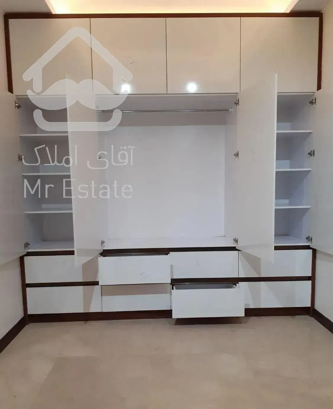 هروی 153 متری*کلید نخورده/ساقدوش/۲پارکینگ*