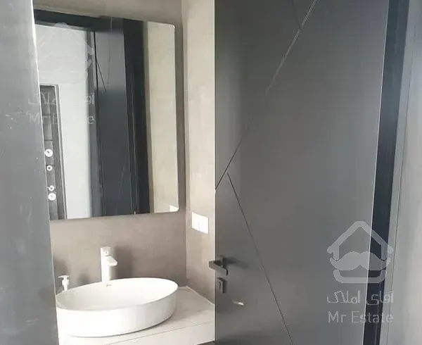 کامرانیه جنوبی ۸۰ متر تک واحدی ۲ خواب