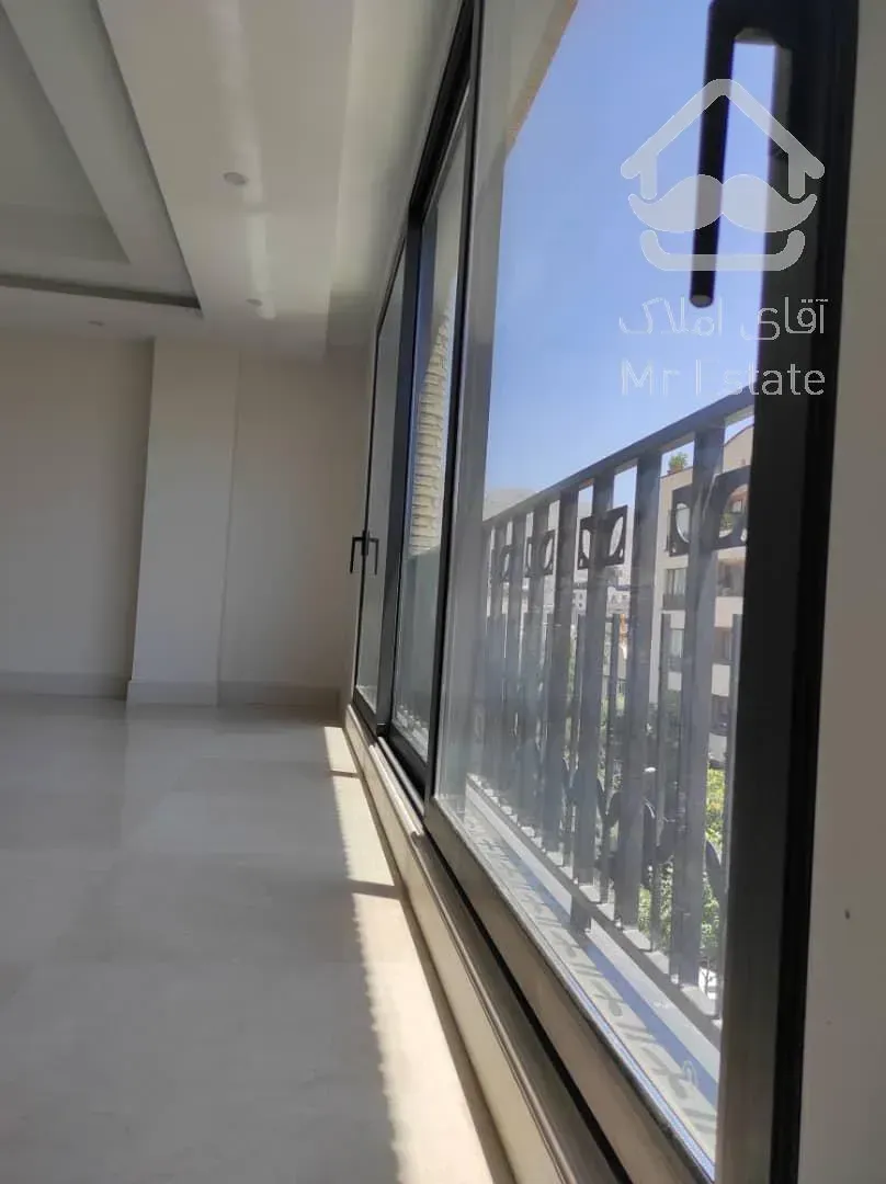 اجاره و رهن آپارتمان زعفرانیه 195  متر شیک