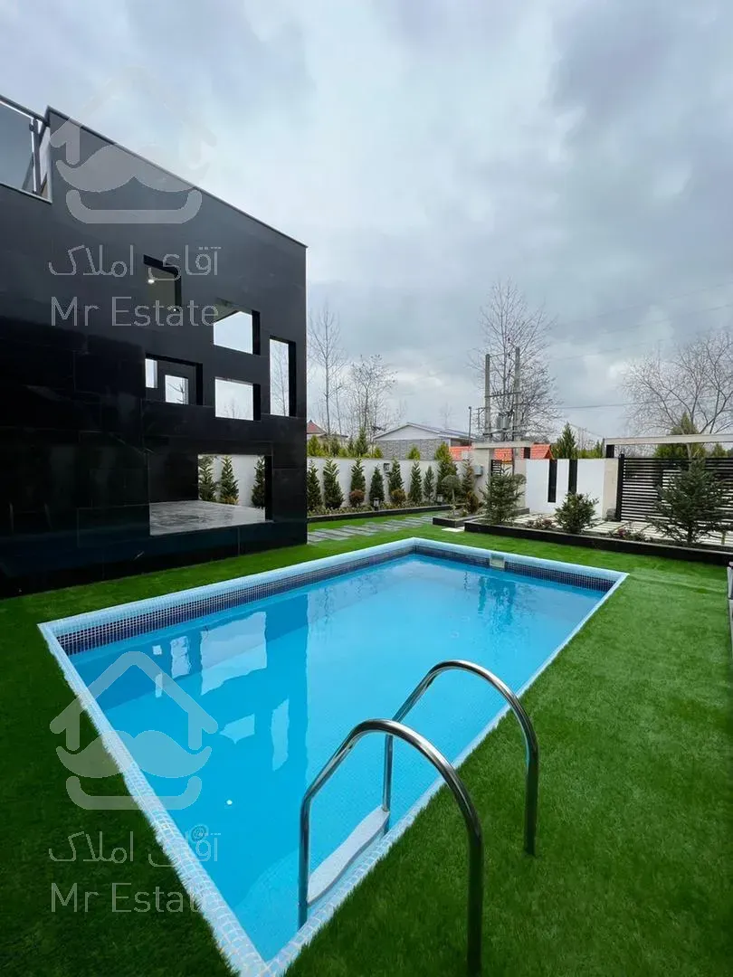 ویلا تریبلکس. شهرکی. متریال عالی.