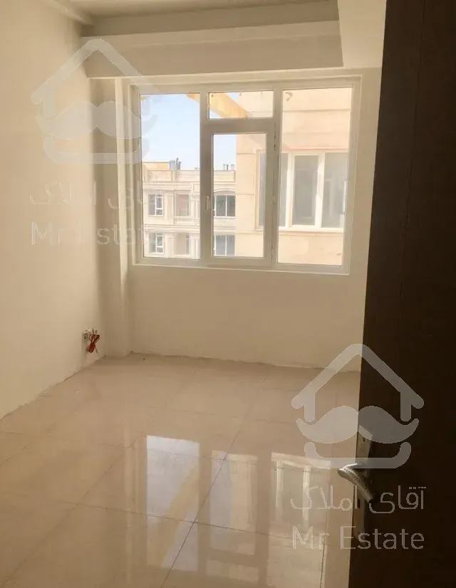 خرید اداری ۹۳ متر بر کاشانی