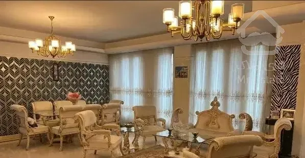 50 متر آسانسوردار. تک واحدی سرمایه گذاری. جنب مترو