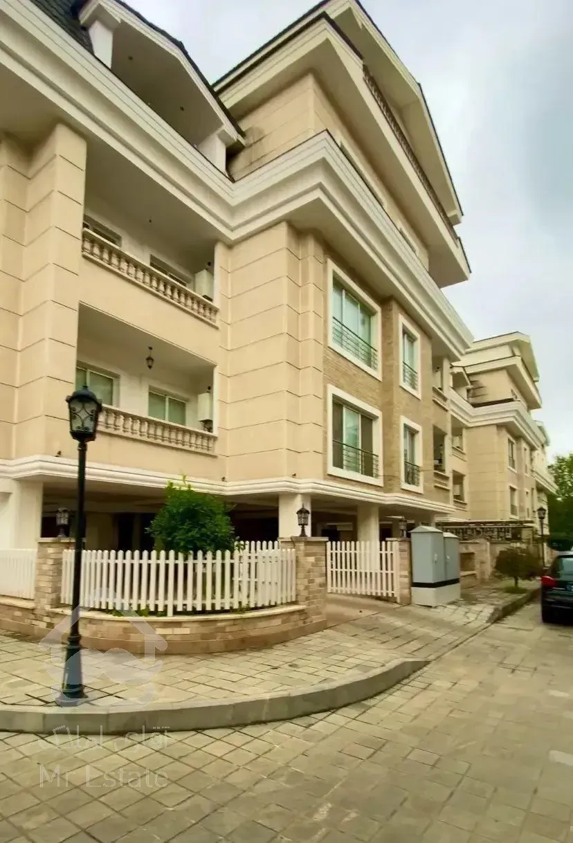 اپارتمان نمک ابرود ۹۳ متری