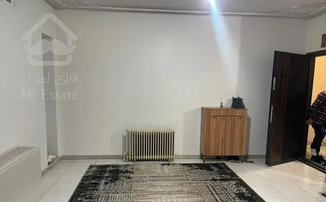 165 متر حسن سیف 2 خواب طبقه 4 آسانسور دار