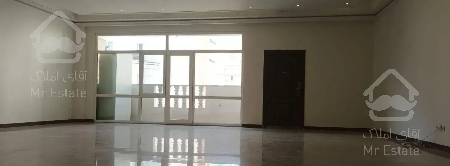 اپارتمان۲۴۰متری دوتراس تک واحد در برج باغ برند