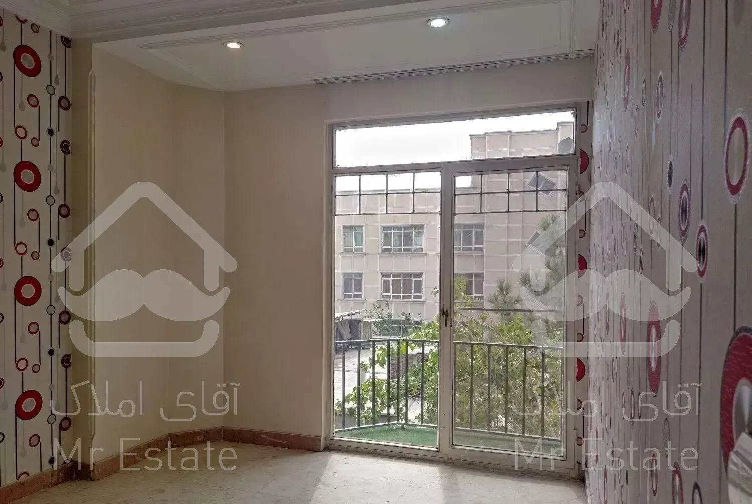 خواجه عبدالله ۹۰ متر ۲ خواب تراس قابل چیدمان