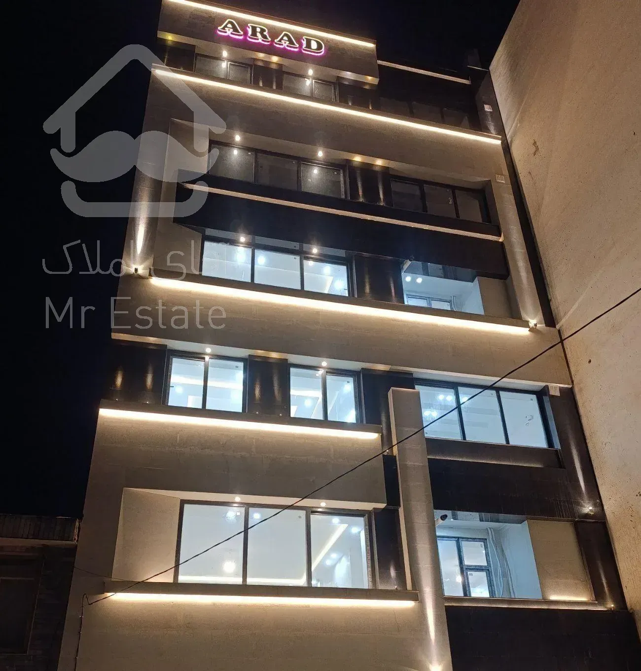 آپارتمان /190متری/ تک واحدی/نزدیک مترو /بی آرتی