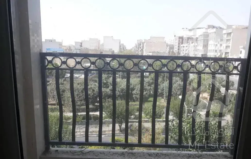 ۸۷ متر ۲ خوابه فول شاهین شمالی ۲ ساله