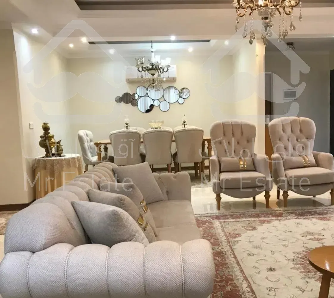 آپارتمان ۱۱۰ متری دو خواب  شیک سپاهان شهر