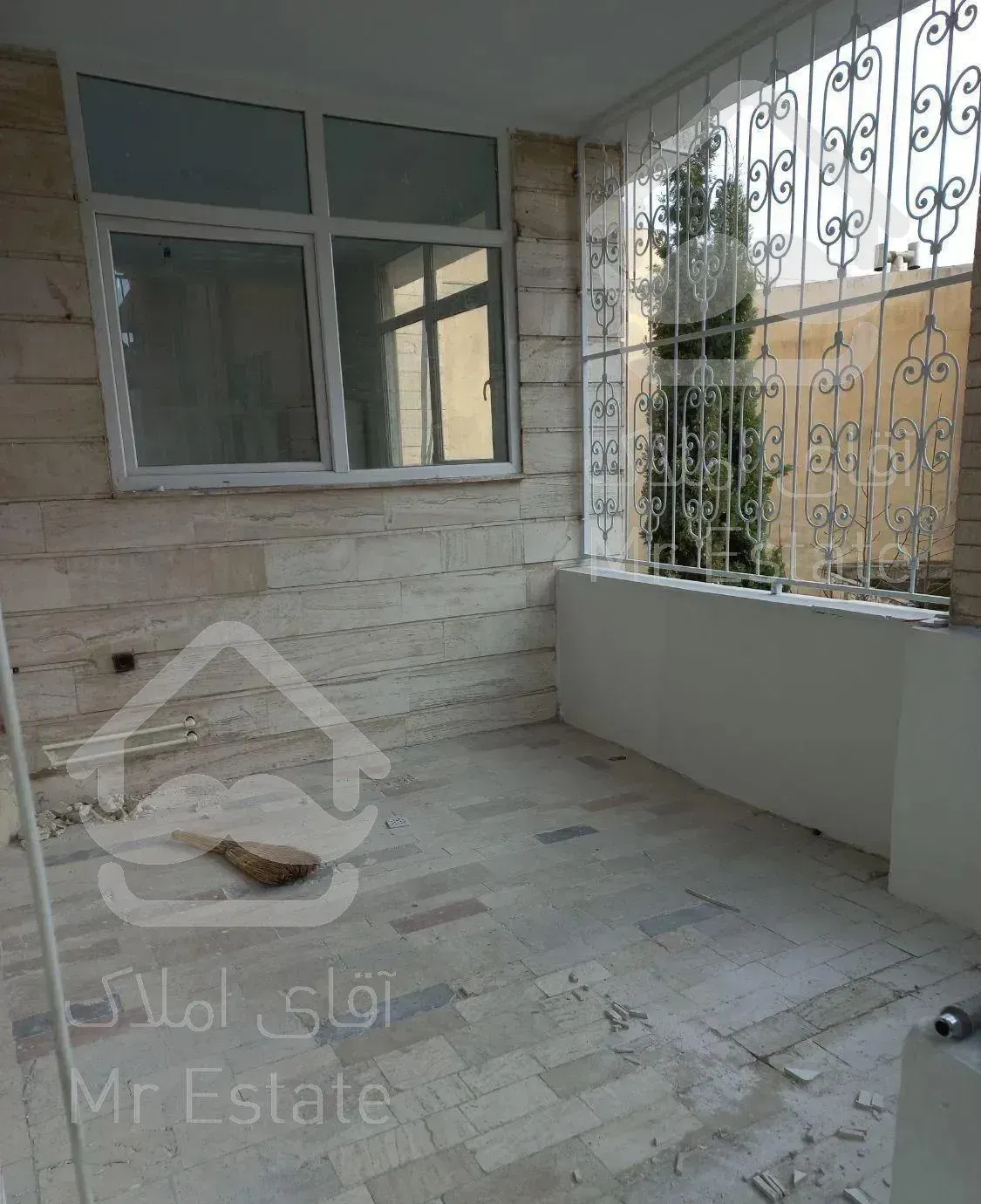 ۳۰۰ متر ویلایی قیطریه حیاط در اختیار ۵ پارکینگ