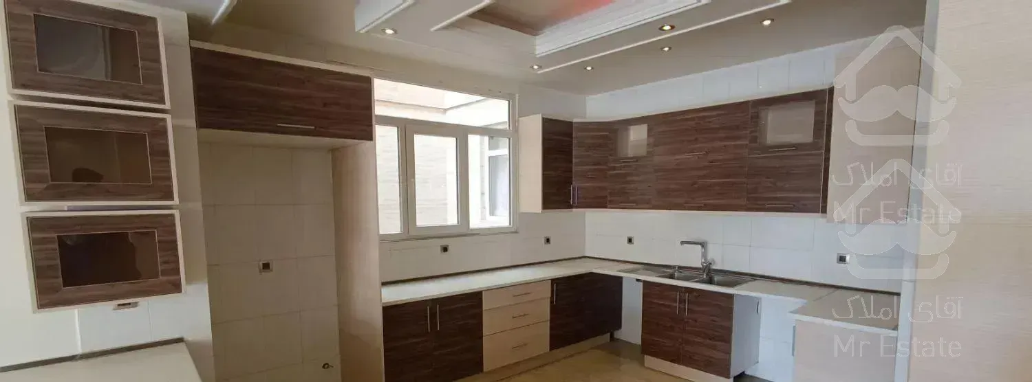 میرداماد ۱۶۰متر ۳ خواب خوش نقشه و غرق در نور