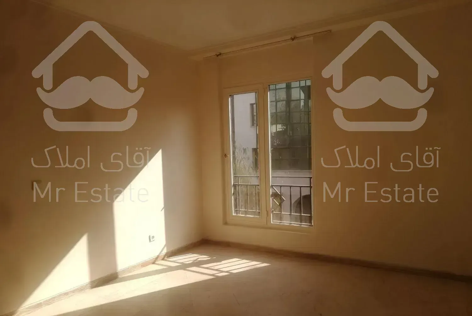 180 متر 3 خواب واقع در دوراهی قلهک