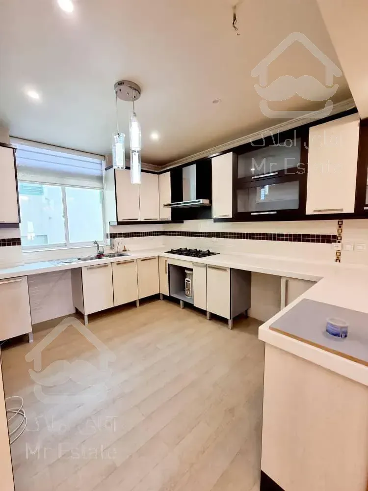 اجاره و رهن آپارتمان ولنجک 130  متر لاکچری