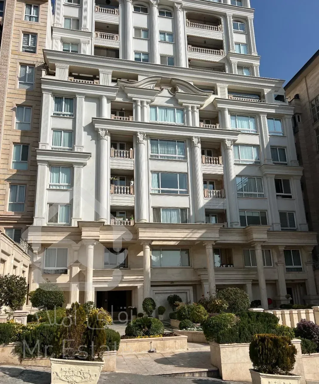 اپارتمان برج تابان ۱۸۰ متری طبقه ۵