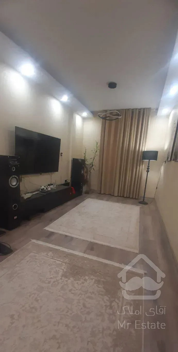 فروش آپارتمان ۵۰ متری/فول بازسازی/طبقه ۳واقعی