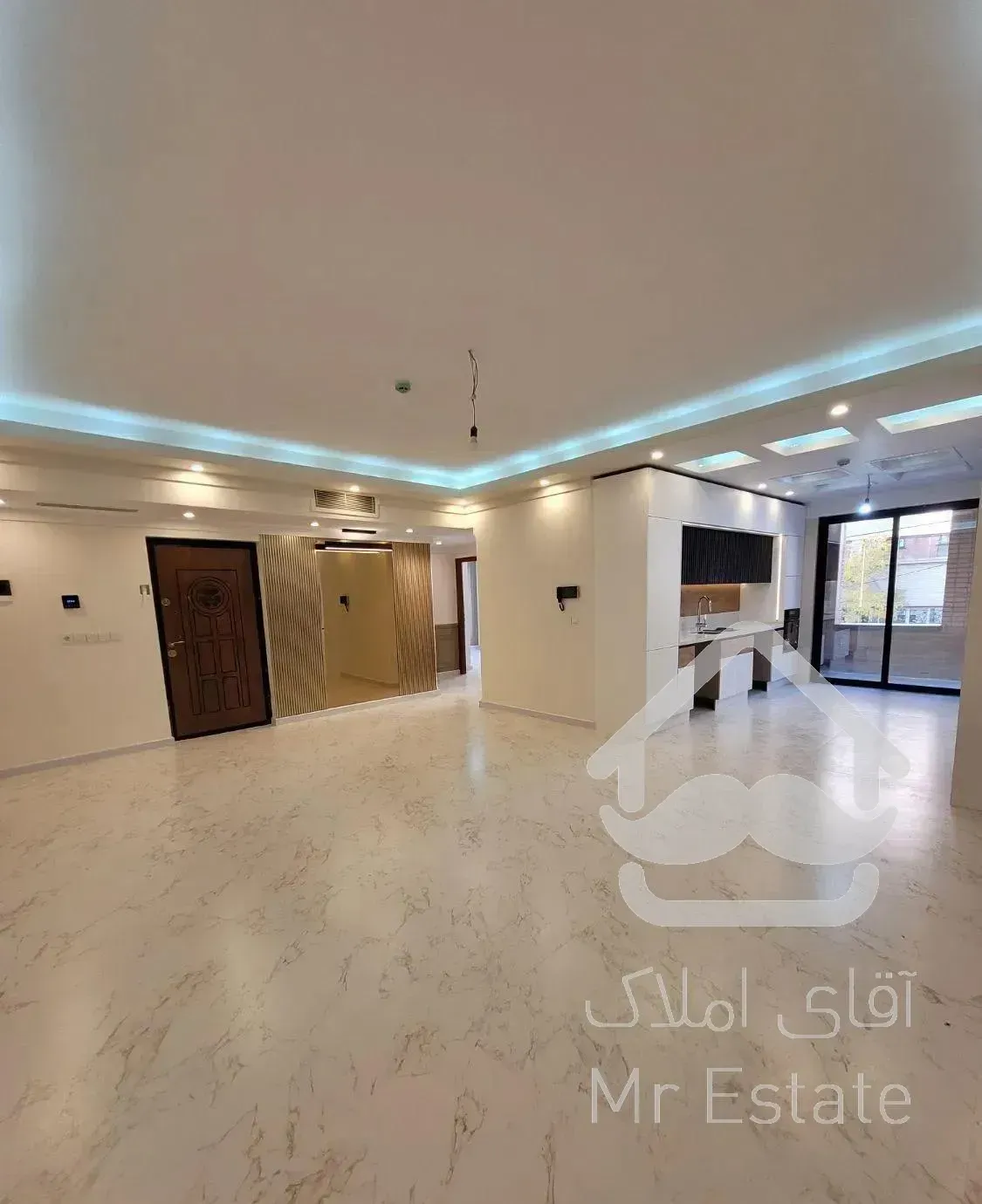 آپادانا / نیلوفر ۹۲ متر دو خوابه نوساز  شیک