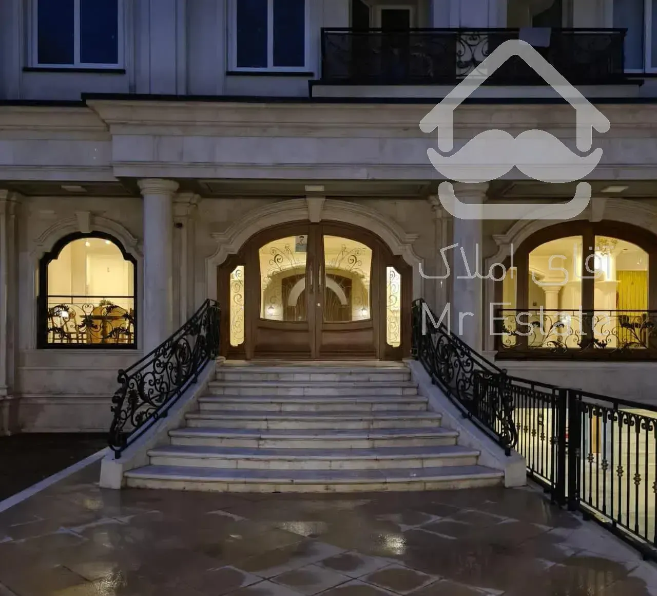 ۱۱۰متری برج باغ/جنوبی غرق نور