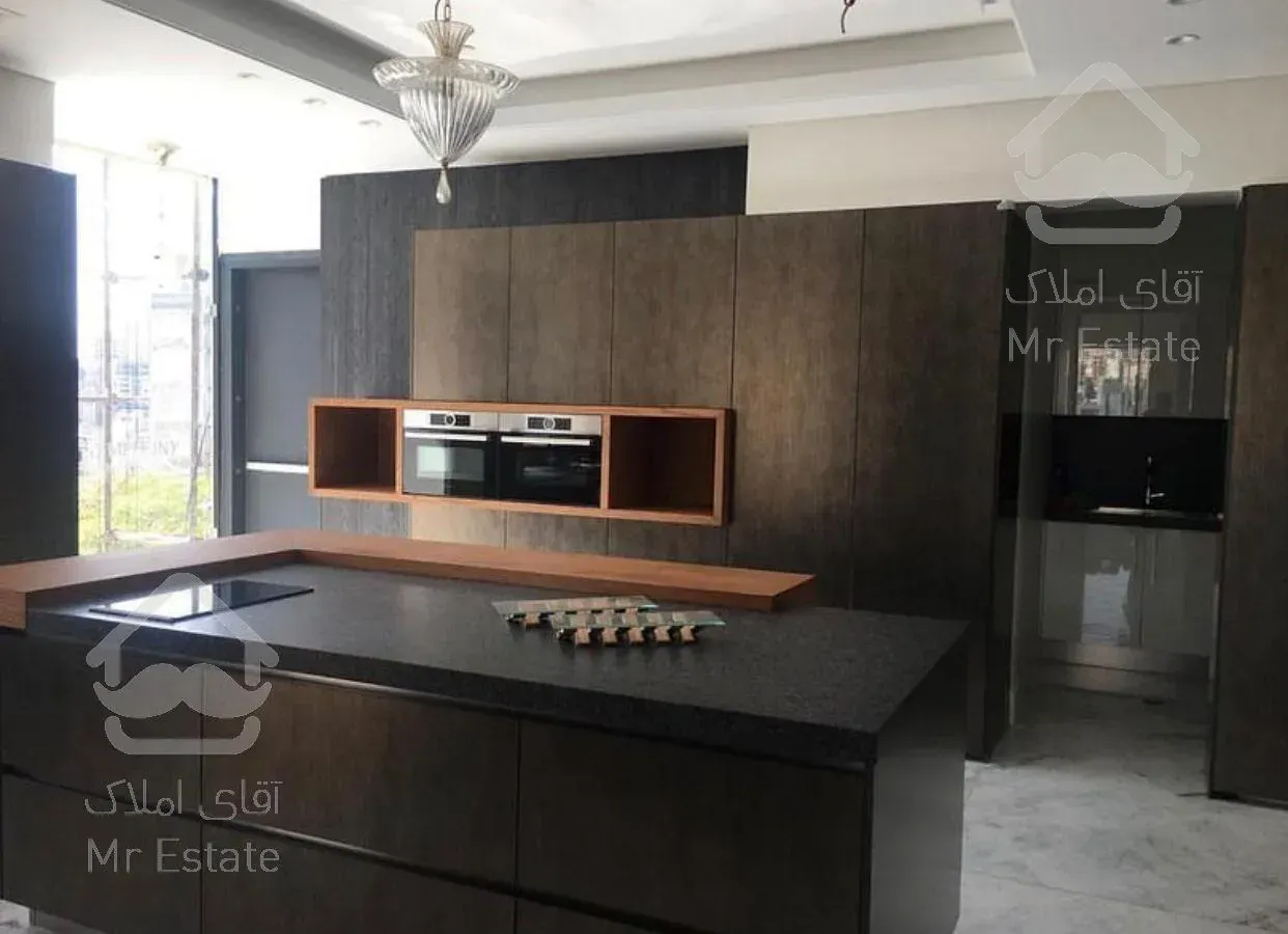 خرید و فروش آپارتمان مسکونی 285 متری فرمانیه سنبل