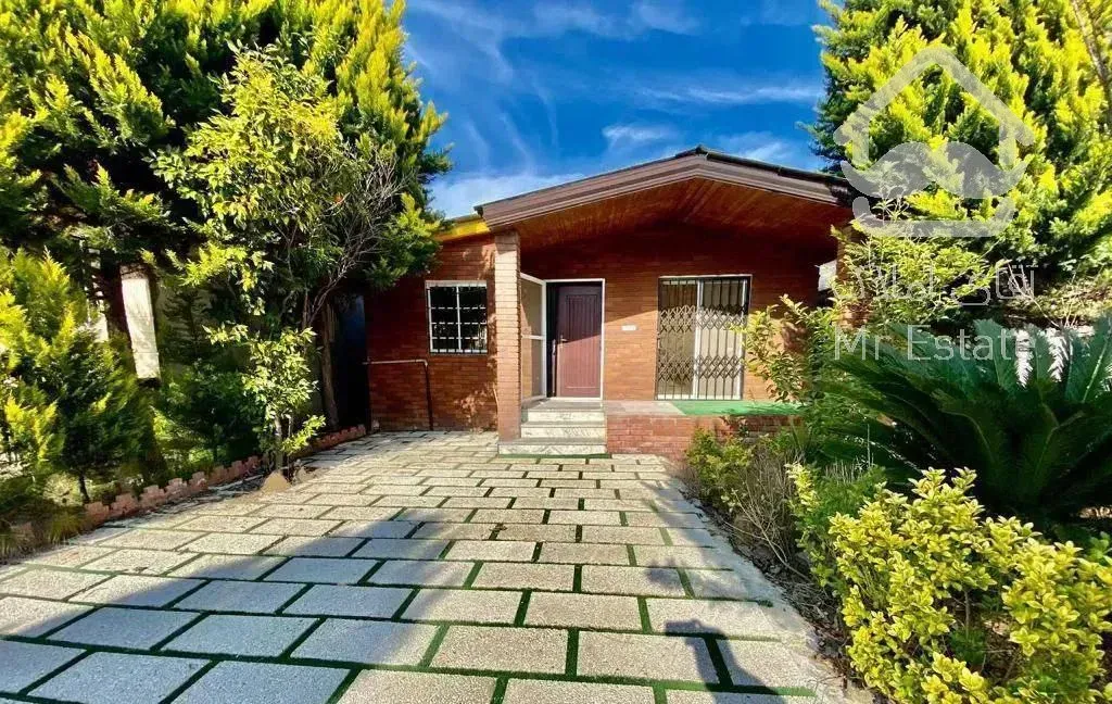 فروش ویلا همکف نمااجر200متر سنددار شهرکی بانگهبانی