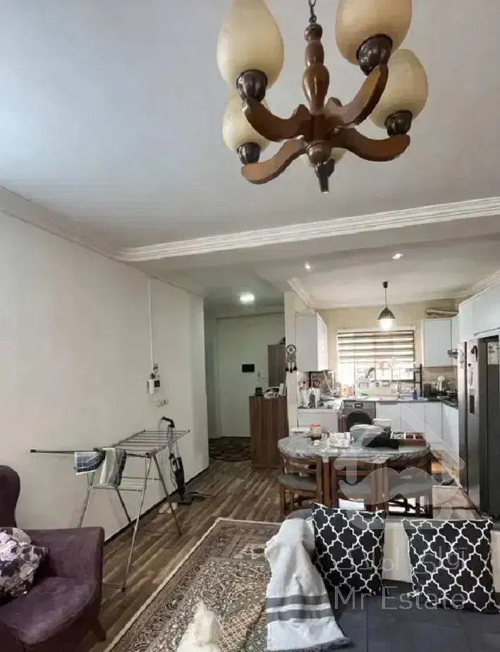 فروش آپارتمان ۱۰۰متر /۶۰۰ م رهن/ آفتاب ۶۲