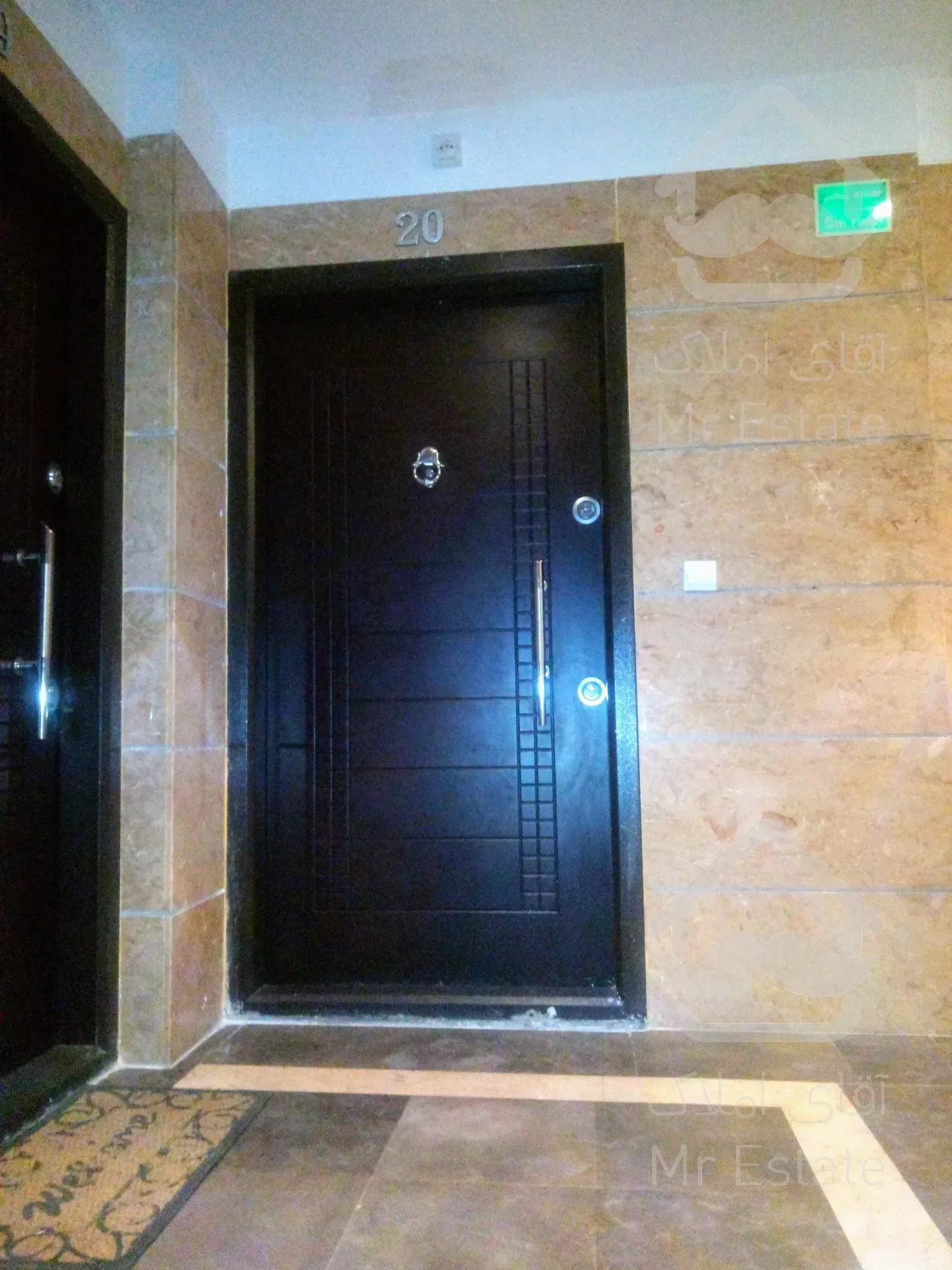 فروش واحد ۱۲۵ متری سه خواب در صادقیه