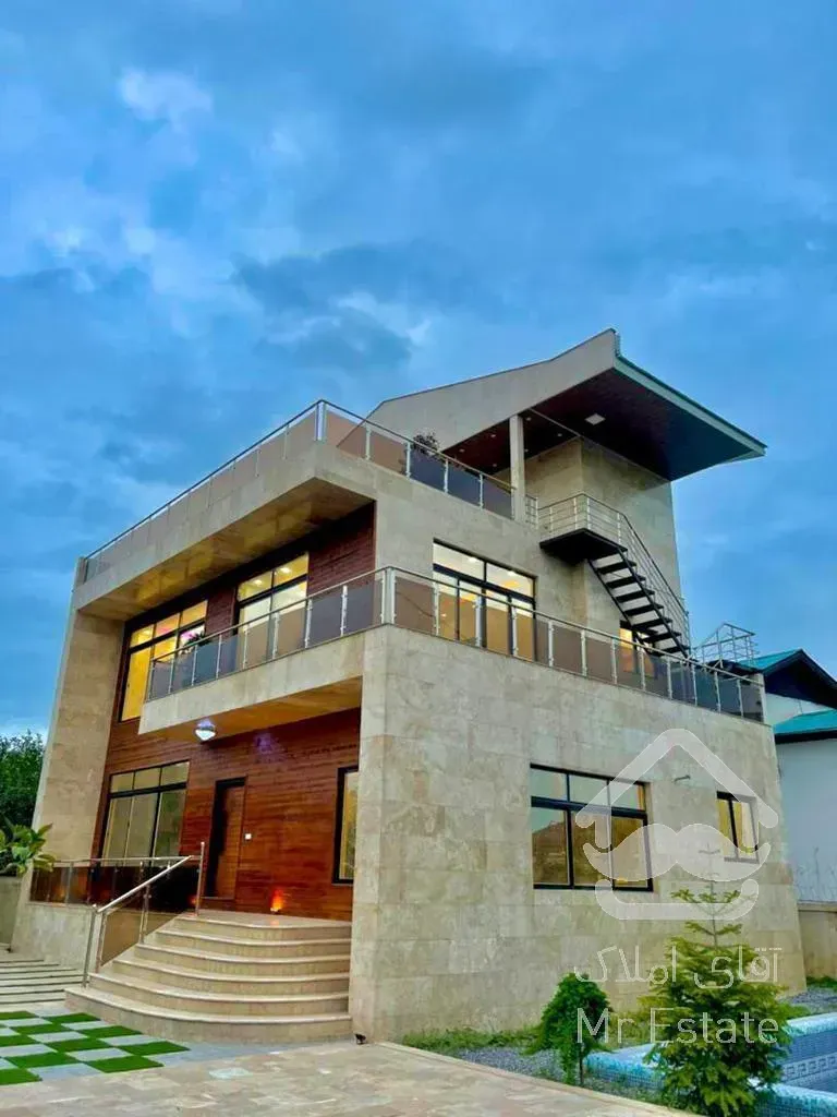 فروش فوری و زیر قیمت ویلا لاکچری ۵۵۰ متر در سعادت آباد چمستان