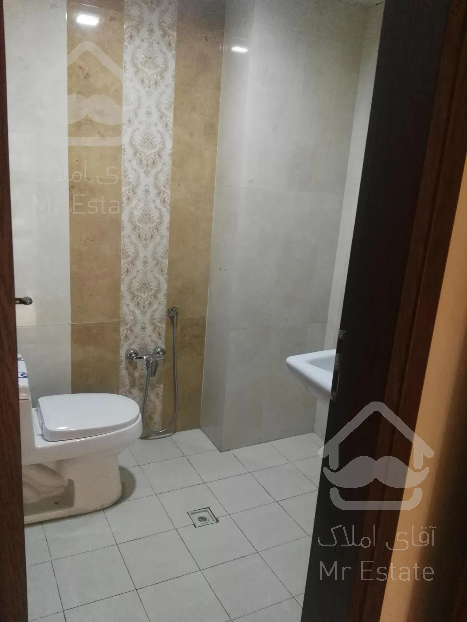 اجاره آپارتمان سند اداری صادقیه بلوار فردوس