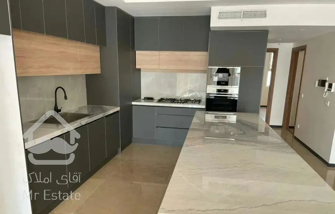 ۱۴۷متر۳خواب/فول امکانات/ نیمه فرنیش