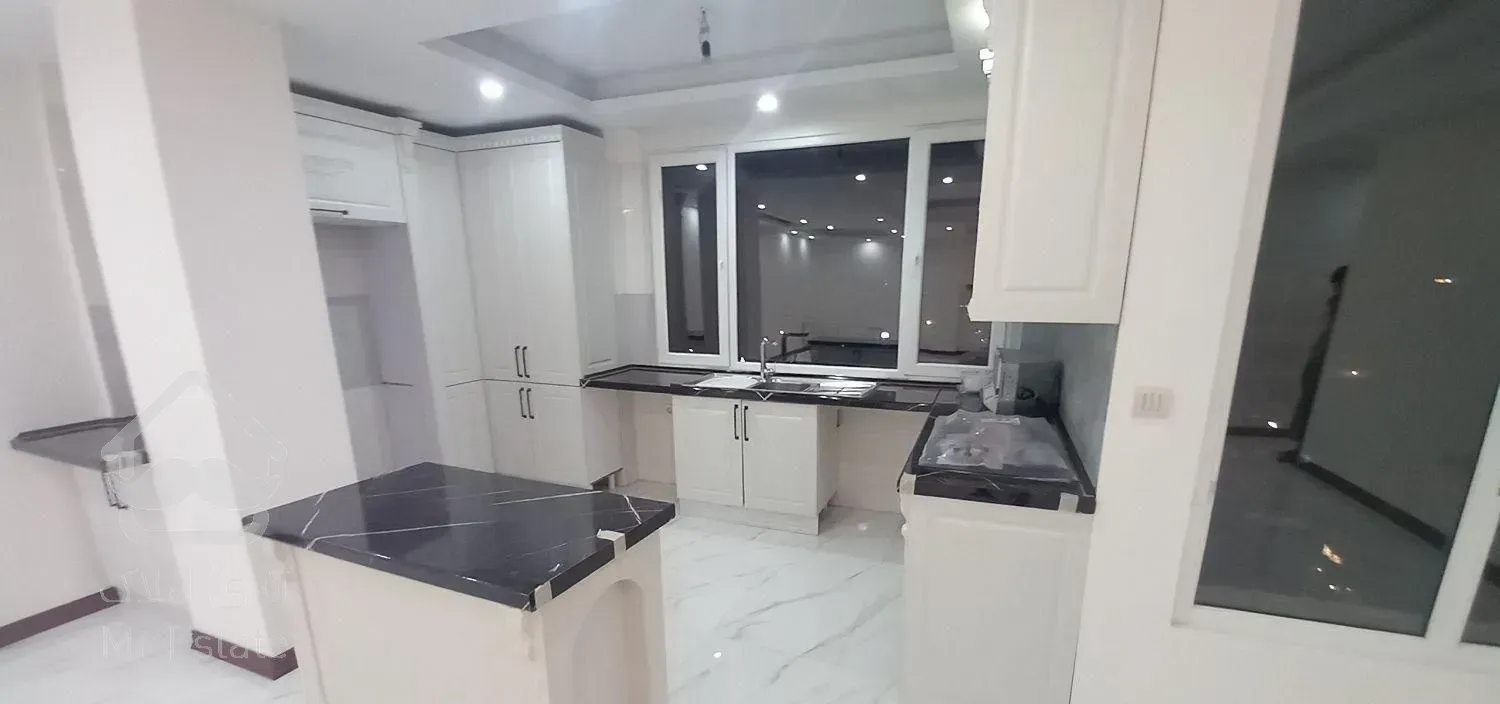 فروش آپارتمان ۱۰۸ متری ۲خوابه  سه راه طالقانی