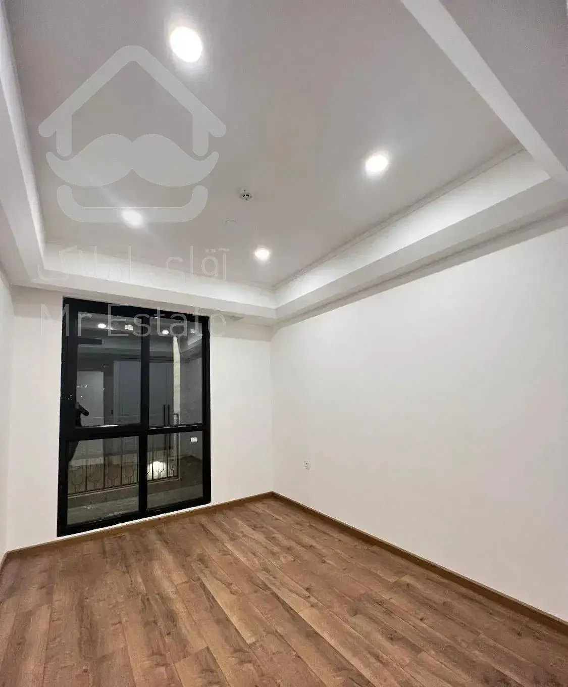 اوایل دانش اموز/170مترصفر/معاوضه/دونشیمن