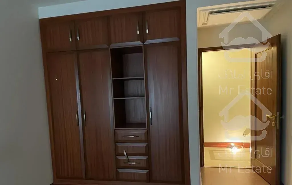 اپارتمان ۲۷۰ متر ۴ خواب تک واحدی فرمانیه شرقی