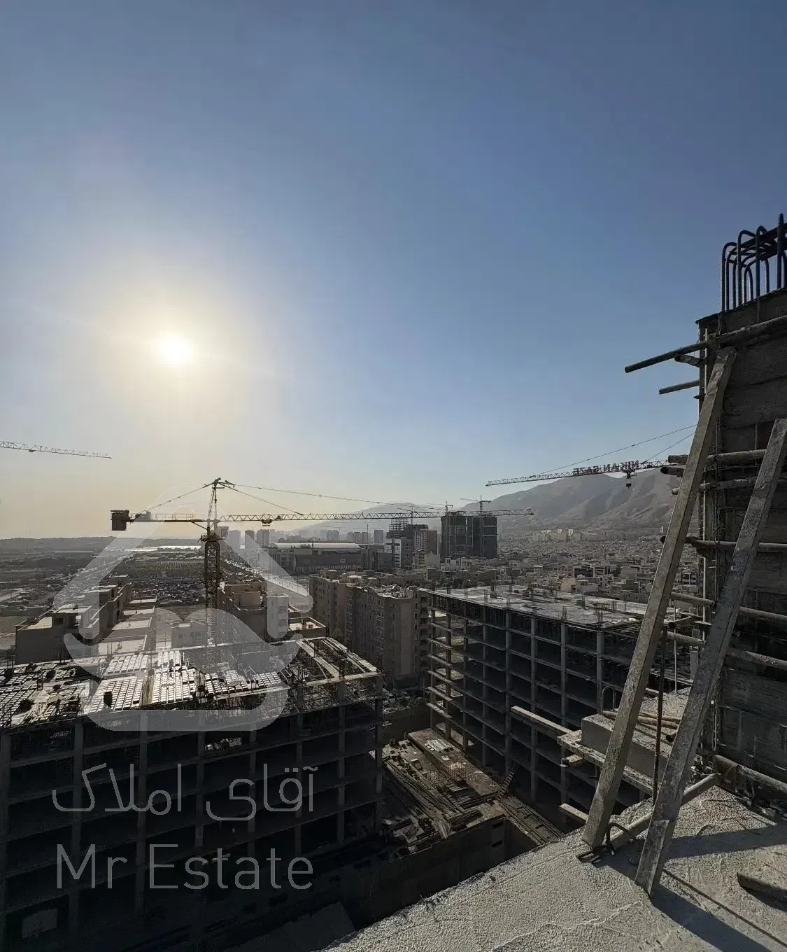 ۱۵۵متر۳خ،جنوبی غرق نور،تریتیوم،دریاچه چیتگر،نیکان