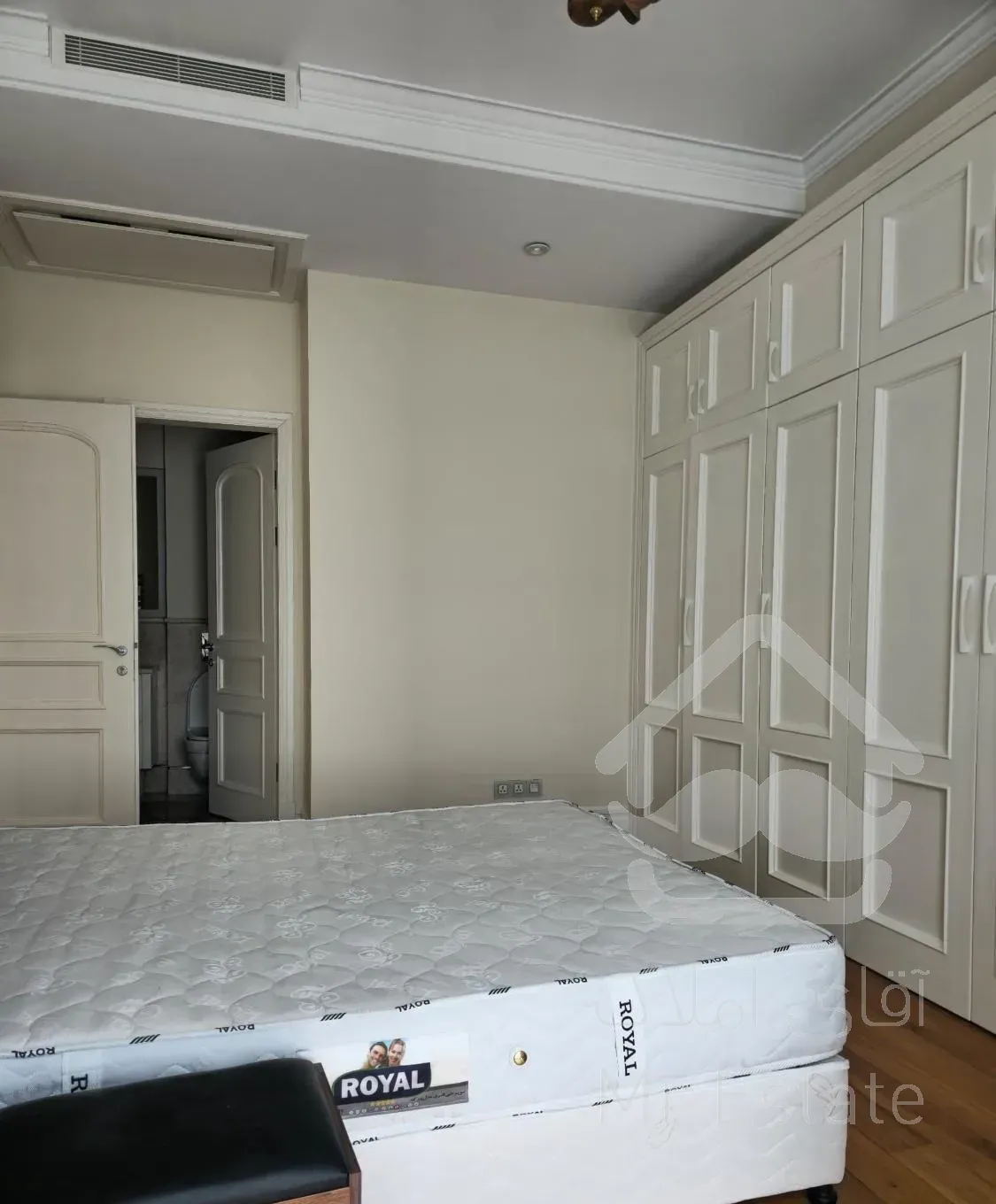 کامرانیه شمالی ۱۸۰ متر دید کامل باغ و کوهستان